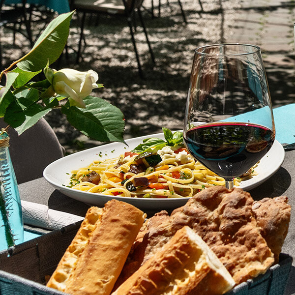 Frühstück & Kulinarik